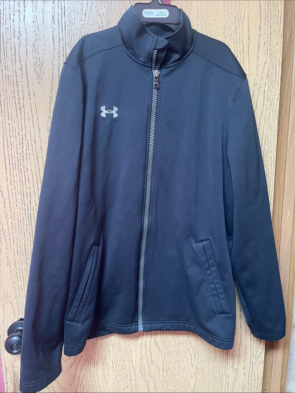 Under Armour Black Full-Zip Performance Jacket